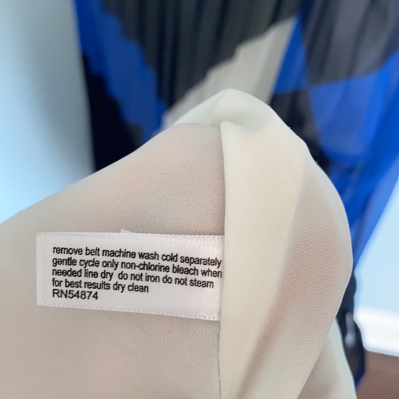 EUC Limited Geometric Print Pleated Dress - Size 2 - Picture 6 of 8